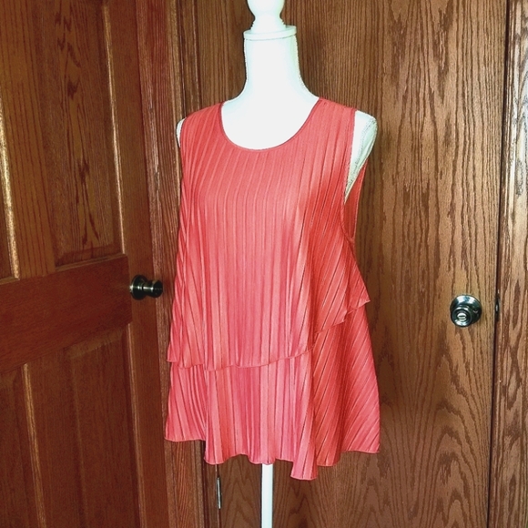 Solid Ribbed Overlay Top - Picture 1 of 6